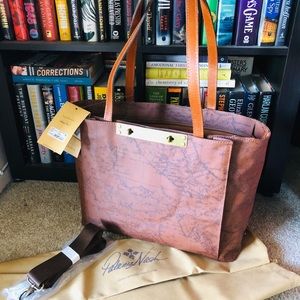 Patricia Nash Silvi Tote ( signature map)
